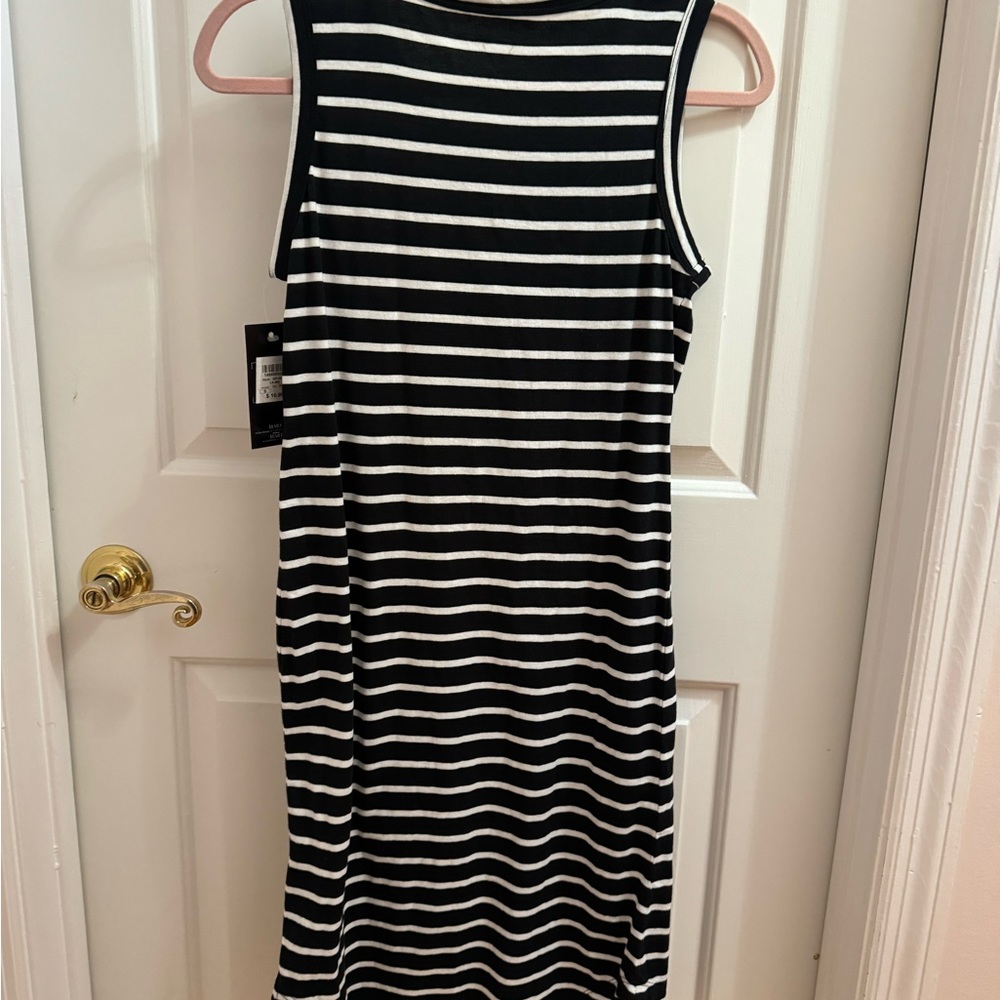 HART & CO. 100% Cotton Dress. Black and white stripe. Athletic /Leisure …